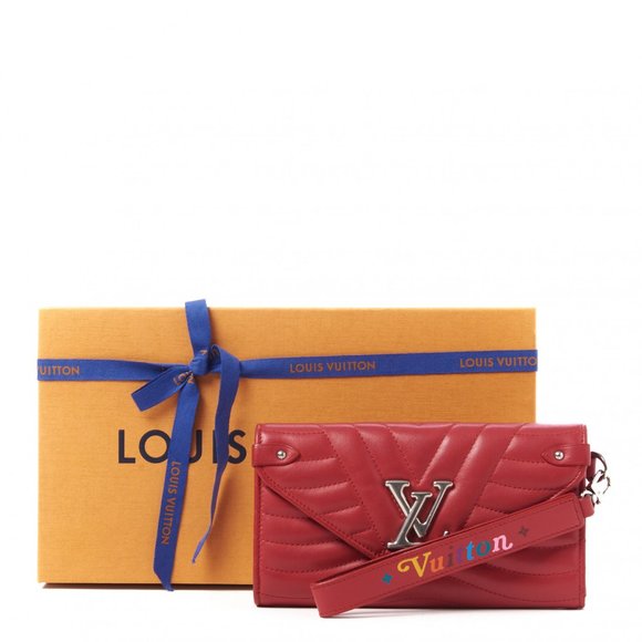 AUTHENTIC LOUIS VUITTON  2018 Leather New Wave Long Wallet. - Picture 1 of 11